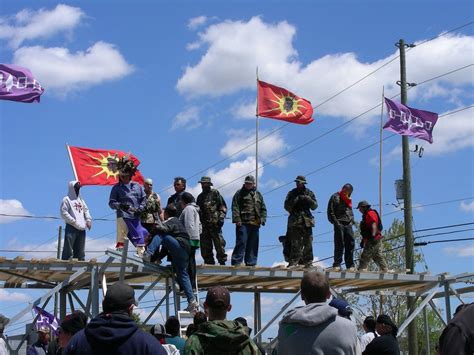 Highway blockade manned by Mohawk Warriors during the Oka Crisis in Quebec, 1990. [2816x2112 ...