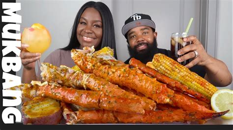 GIANT KING CRAB SEAFOOD BOIL MUKBANG + EATING PRETTY BUTTER SAUCE - YouTube