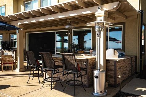 Outdoor Swivel Bar Stools: Buying Guide and The 7 Best Brands for 2024