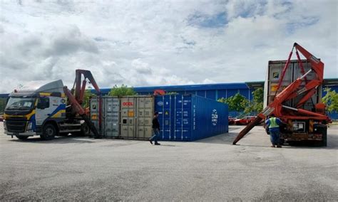 Haulage & Bonded Truck Services – Automotive Distribution – DRB-HICOM Auto Solutions Sdn Bhd