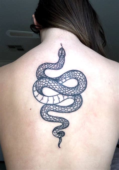 Snake back tattoo | Back tattoo, Tattoos, Body art