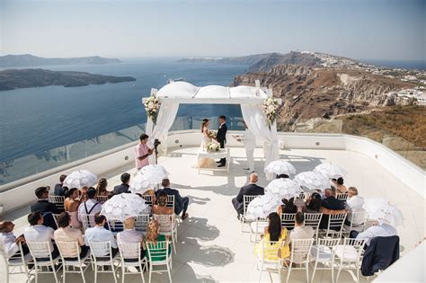 Best of Santorini Wedding Venues | The Ultimate List