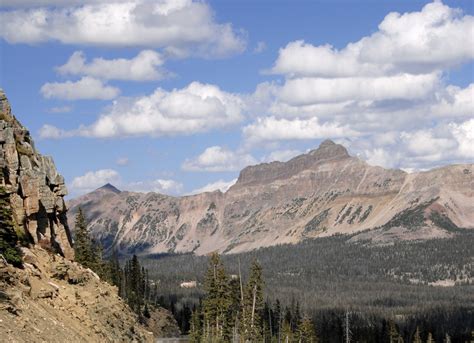 Glad You Asked: What Mountain Range Honours Prominent Geoscientists? - Utah Geological Survey