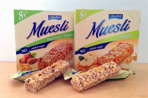 VEGANOO Vegan Reviews: Review: Lidl Crownfield Muesli Cereal Bars