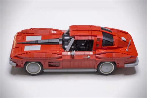 LEGO Corvette Stingray | HiConsumption