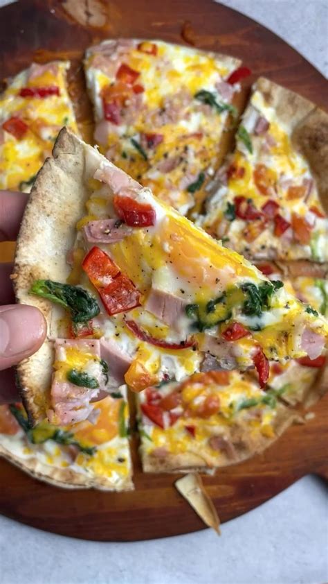 Egg Pizza | Interesting food recipes, Healthy pizza recipes, Breakfast ...