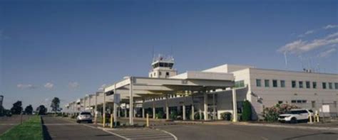 United Airlines Ticket Reservations at Greater Binghamton Airport Terminal : AirportCityTerminals