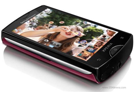 Sony Ericsson Xperia mini pictures, official photos