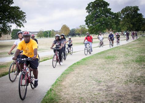 Fort Worth Receives Honorable Mention from Bicycle Friendly America - BikeTexas