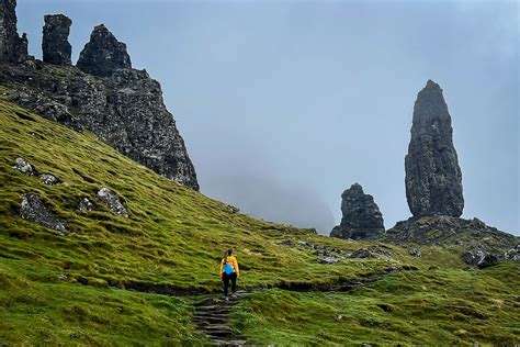 The Old Man of Storr Hike: Isle of Skye, Scotland | Two Wandering Soles