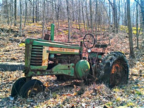 John Deere 820: Specs, Engine, Transmission, Dimensions