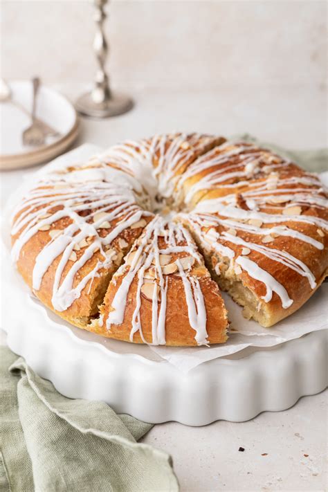 Pecan Danish Ring Recipe | Deporecipe.co