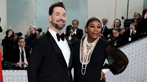 Serena Williams Reveals Pregnancy at 2023 Met Gala in Gucci