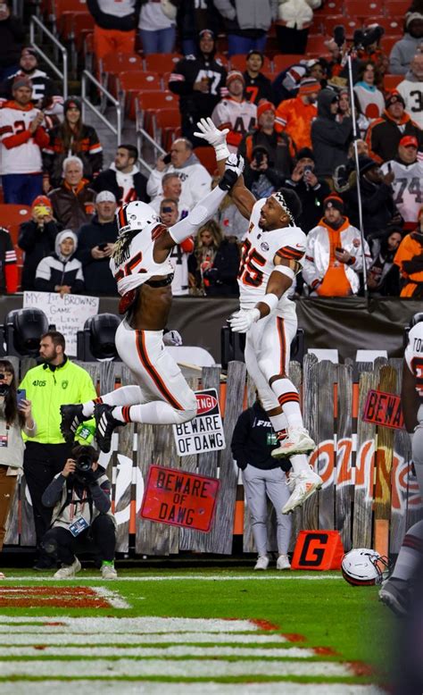 Resilient Browns’ march to playoffs top Cleveland pro sports story of ...