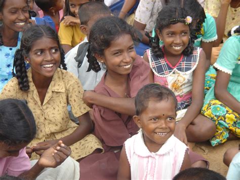 File:Tamil girls group.jpg - Wikimedia Commons