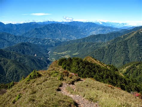 Hiking Shenandoah: Taiwan's Wuling Quadruple (武陵四秀)