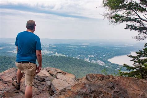 Hiking to Hawk Rock Overlook Along the Appalachian Trail in Duncannon. - Uncovering PA