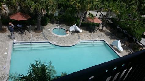 Courtyard by Marriott Charleston Mt. Pleasant Pool: Pictures & Reviews - Tripadvisor