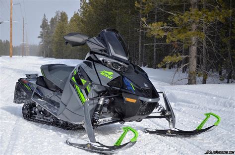 2022 Arctic Cat ZR 9000 Thundercat Review - SledMagazine.com