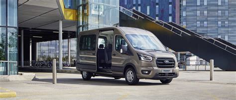 Ford Transit Minibus Features & Technologies | Ford UK