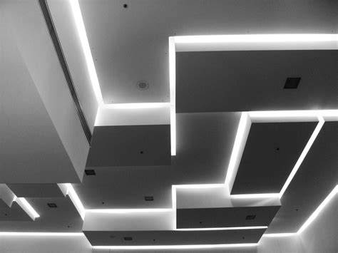 Suspended ceiling fluorescent lights - 10 tips for installing - Warisan Lighting