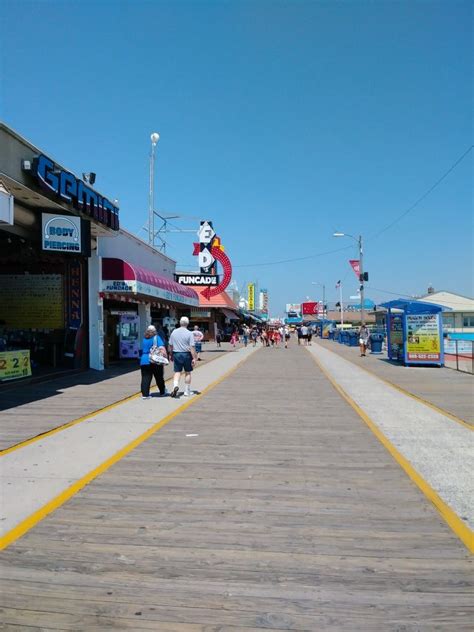 Wildwood Boardwalk Summer July 2019 | Wildwood boardwalk, Wildwood ...