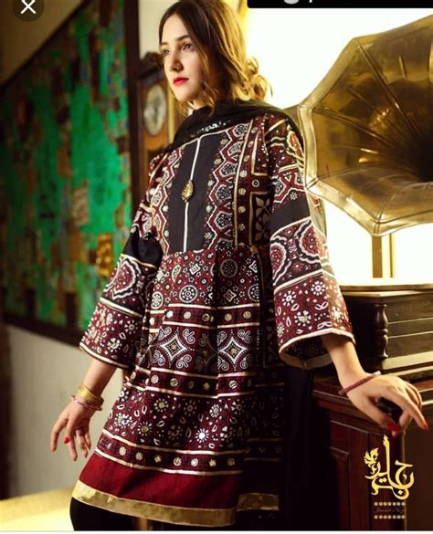 Sindhi culture dresses