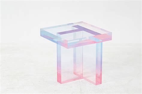 Tables Made With Dyed Acrylic Resin | Resin design, Glass cocktail ...