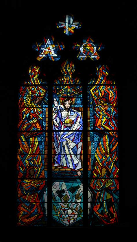 File:Stained-glass window, Holy Trinity Church, Geneva 2.jpg