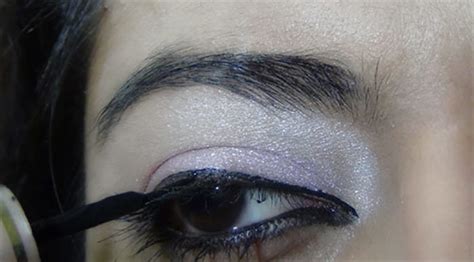 Bollywood Inspired Eye Makeup – Step By Step Tutorial With Images