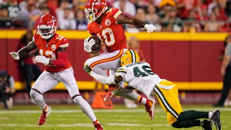 Josh Gordon released by Kansas City Chiefs, evaluating his NFL future