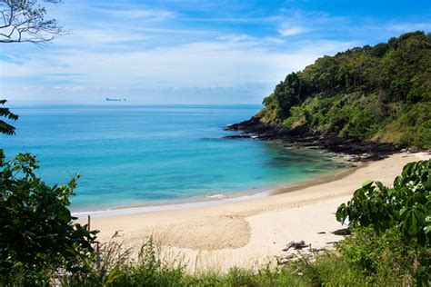 Nui Beach, Koh Lanta | And Phi Phi island way off in the dis… | kzoop | Flickr