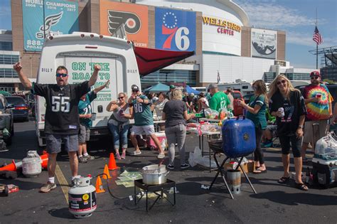 Eagle Gallery: Philadelphia Eagles Tailgate