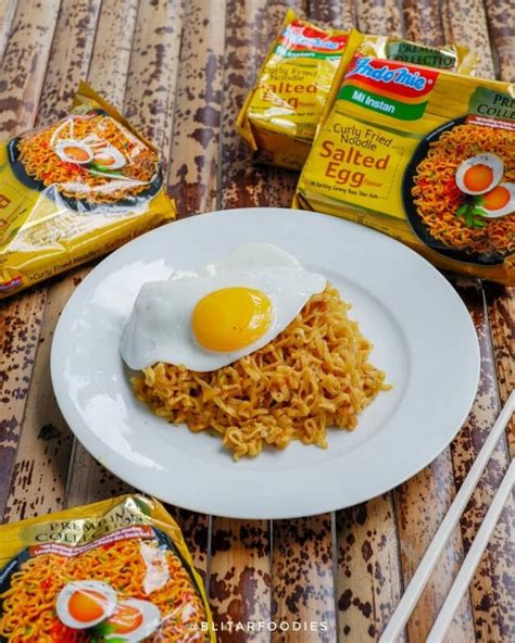 Believe it or not, there's an Indomie Instant Noodles with Salted Egg flavour | Great Deals ...