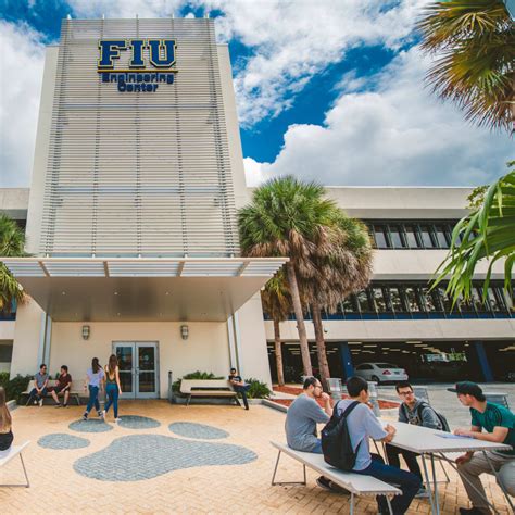 Miami Dade College and FIU announce program to accelerate master’s engineering degree for MDC ...