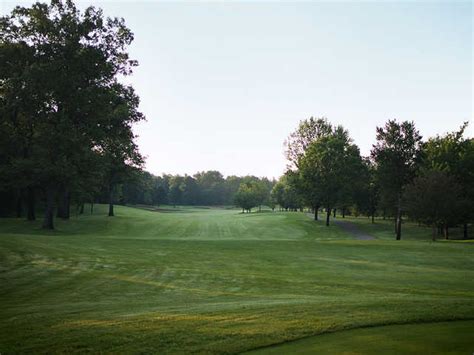 Lake Arrowhead Golf Course - The Pines Course Tee Times - Nekoosa WI