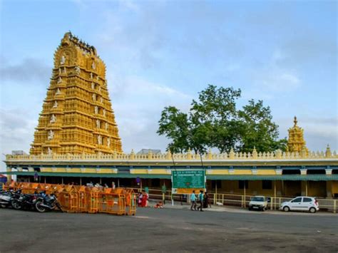 10 Fascinating Facts About Chamundi Hill That You Should Know 2021