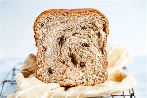 Bread Machine Cinnamon Raisin Bread Recipe