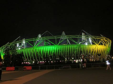 London 2012 Queen Elizabeth Olympic Park - Stadium in green. Photo Credit: ©Ursula Petula Barzey ...