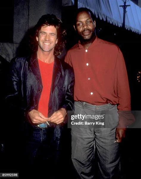 Mel Gibson And Danny Glover File Photos 1987 Photos and Premium High ...