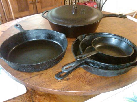 Sally's Blog: Cast Iron Pans - Mama's Cornbread