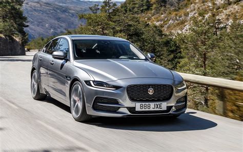 2020 Jaguar XE photos - 1/6 - The Car Guide