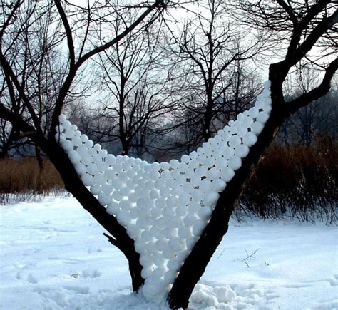 Green Team Gazette: Snow & Ice Sculpturist Andy Goldsworthy