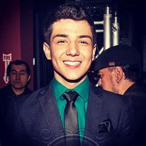 Luis Coronel | Luis coronel, Famous men, Cute guys