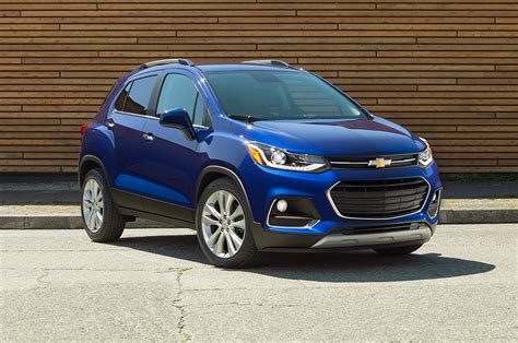 3GNCJRSB8HL2***** VIN lookup for 2017 CHEVROLET TRAX