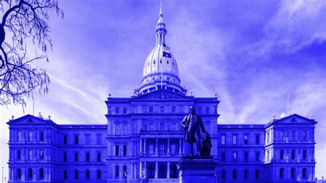 Democrats Take Control Of Michigan House And Senate For First Time In Decades | HuffPost Latest News