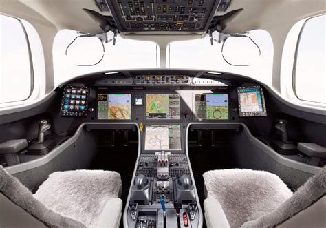 NEW ULTRA LONG RANGE FALCON 8X BUSINESS JET ANNOUNCED | Article - Mon 19 May 2014 06:09:00 PM ...