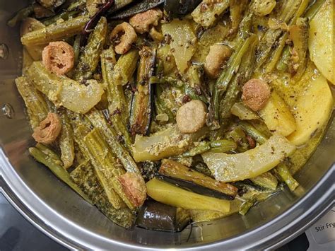 These Exotic Bengali Vegetarian Dishes Will Make You Forget Fish