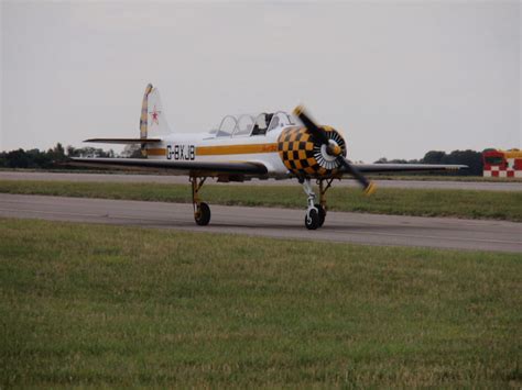 Yak 52 RAF Wittering air show G-BXJB | Not sure - a kind of … | Flickr