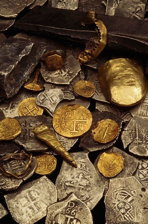 Recovered from 1st historic pirate shipwreck Pirate Treasure, Buried Treasure, Treasure Hunting ...